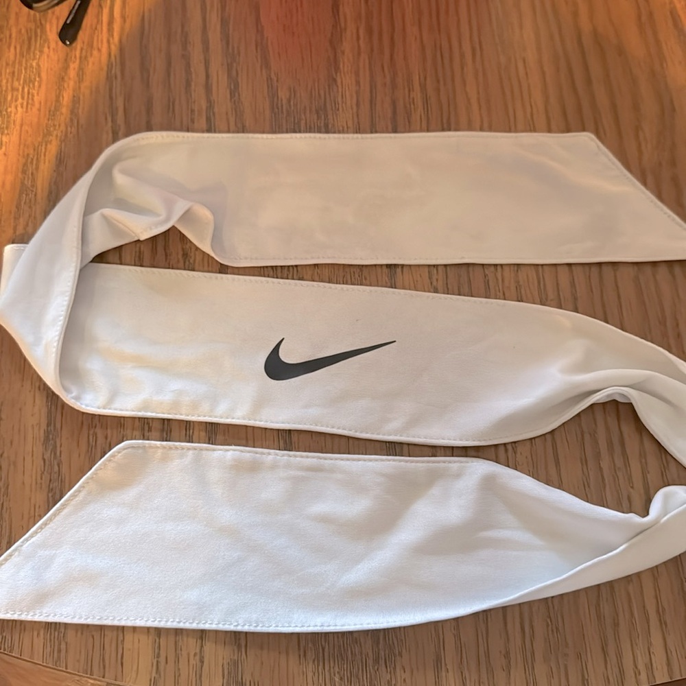 White Nike Wrap headband